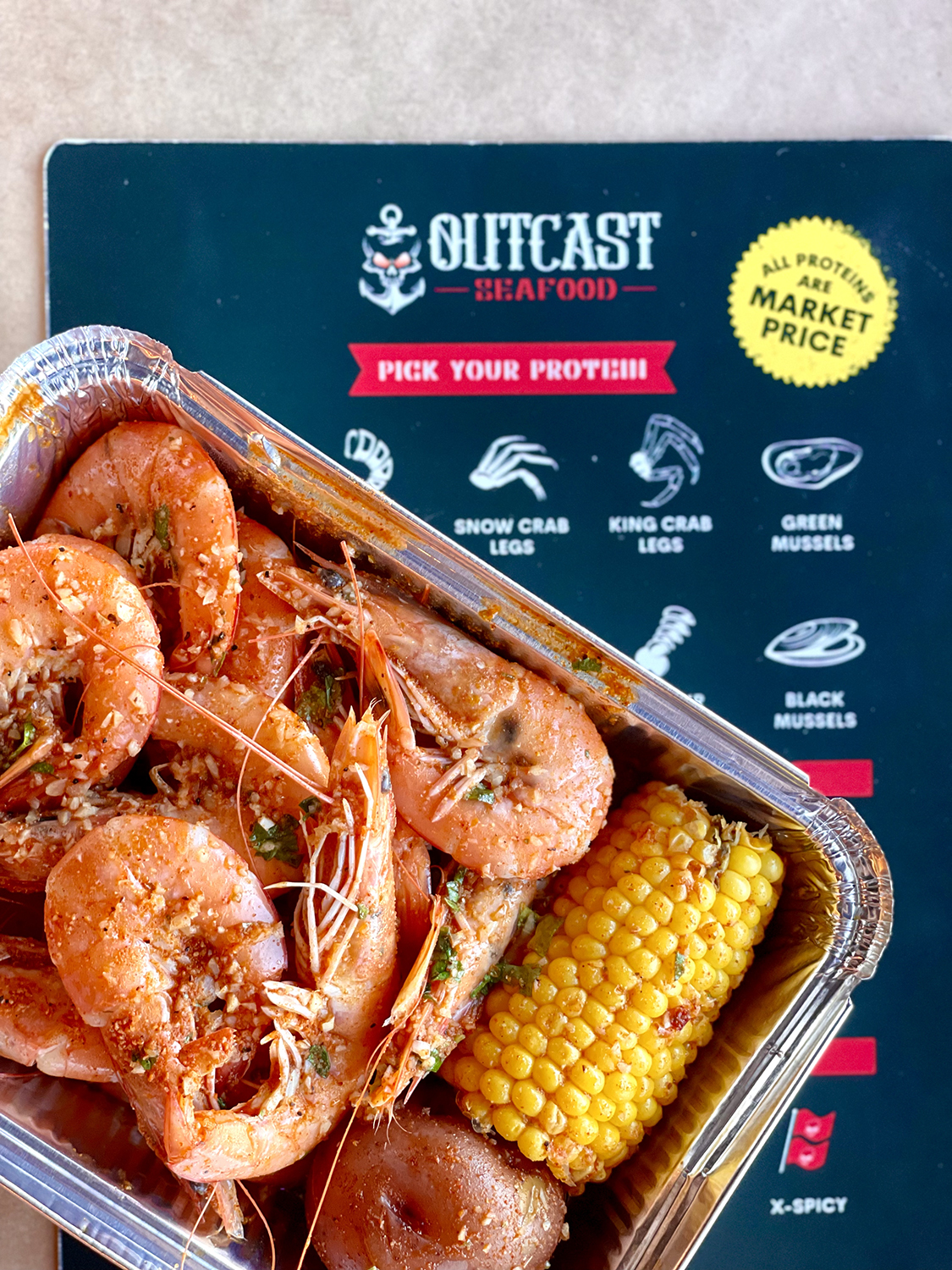 Outcast Bar & Grill - Find Restuarants in Destin Florida